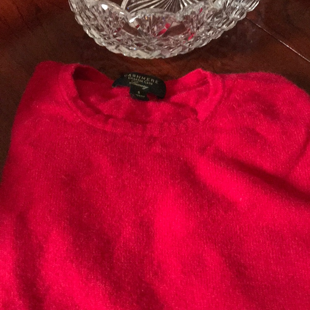 Cashmere red sweater